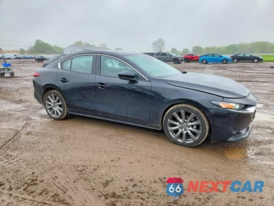 Czwarte zdjęcie samochodu z boku: 2019 MAZDA 3 SELECT VIN:3MZBPAAL5KM111725 - miniatura
