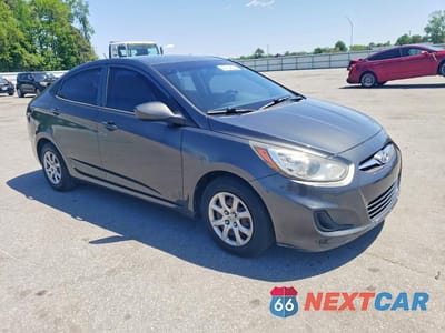 Czwarte zdjęcie samochodu z boku: 2013 HYUNDAI ACCENT GLS VIN:KMHCT4AE4DU443641 - miniatura