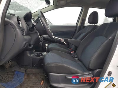 Zdjęcie 7 z 12 samochodu: 2019 NISSAN VERSA NOTE SV VIN:3N1CE2CP4KL357788 - miniatura