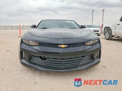 Piąte zdjęcie samochodu w środku: 2017 CHEVROLET CAMARO LS VIN:1G1FA1RX9H0186560 - miniatura