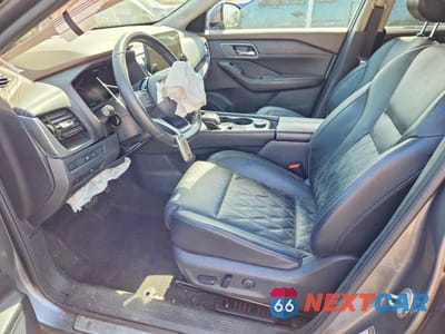 Zdjęcie 7 z 14 samochodu: 2023 NISSAN ROGUE PLATINUM VIN:JN8BT3DD0PW307095 - miniatura