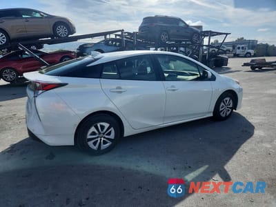 Trzecie zdjęcie samochodu z tyłu: 2017 TOYOTA PRIUS TWO VIN:JTDKBRFU7H3040412 - miniatura