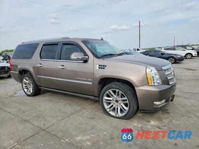 Czwarte zdjęcie samochodu z boku: 2014 CADILLAC ESCALADE ESV PLATINUM VIN:1GYS3KEF0ER188167 - miniatura