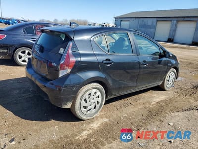 Trzecie zdjęcie samochodu z tyłu: 2016 TOYOTA PRIUS C TWO VIN:JTDKDTB34G1119051 - miniatura