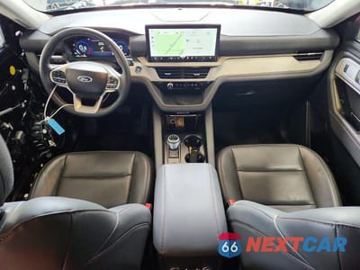 Zdjęcie 8 z 14 samochodu: 2025 FORD EXPLORER ACTIVE VIN:1FMUK8DH8SGA76923 - miniatura