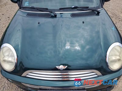 Zdjęcie 11 z 12 samochodu: 2005 MINI COOPER VIN:WMWRF33525TF62566 - miniatura