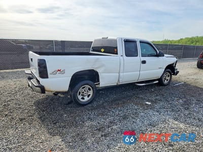 Trzecie zdjęcie samochodu z tyłu: 2000 CHEVROLET SILVERADO K1500 VIN:1GCEK19V5YE152682 - miniatura