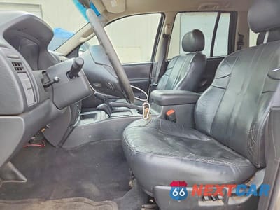 Zdjęcie 7 z 12 samochodu: 2003 JEEP GRAND CHEROKEE VIN:1J4GW48S33C509023 - miniatura