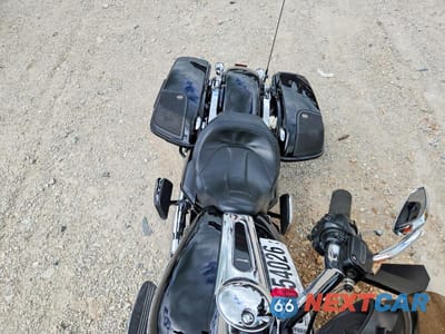Piąte zdjęcie samochodu w środku: 2015 HARLEY-DAVIDSON FLHX STREET GLIDE VIN:1HD1KBM16FB640884 - miniatura