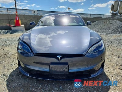 Piąte zdjęcie samochodu w środku: 2023 TESLA MODEL S VIN:5YJSA1E50PF517598 - miniatura