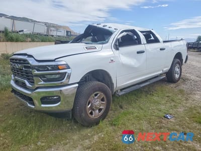 2026 RAM 3500 3C63R3CL4TG193285 - główne zdjęcie licytacji z USA - miniatura