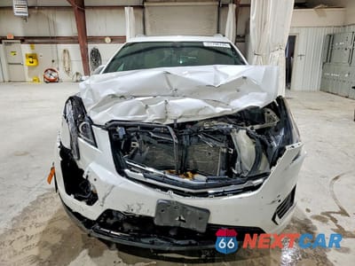 Piąte zdjęcie samochodu w środku: 2017 CADILLAC XT5 LUXURY VIN:1GYKNDRS5HZ157627 - miniatura