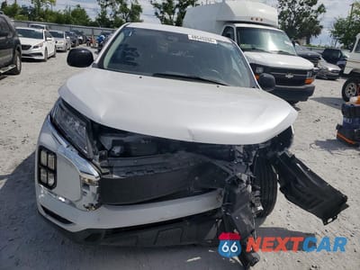 Piąte zdjęcie samochodu w środku: 2025 MITSUBISHI OUTLANDER SPORT S VIN:JA4ARUAU8SU004192 - miniatura