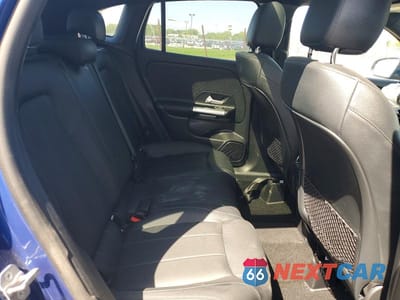 Zdjęcie 11 z 13 samochodu: 2025 MERCEDES-BENZ GLA 250 4MATIC VIN:W1N4N4HB2SJ626638 - miniatura