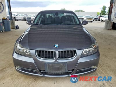 Piąte zdjęcie samochodu w środku: 2006 BMW 325 I VIN:WBAVB135X6PT08321 - miniatura