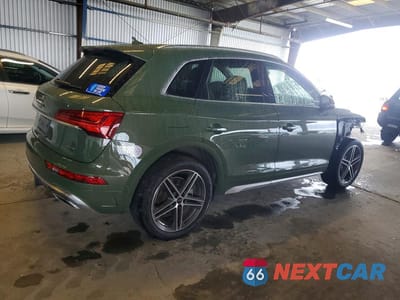 Trzecie zdjęcie samochodu z tyłu: 2024 AUDI Q5 E PRESTIGE 55 VIN:WA1F2AFY6R2108626 - miniatura