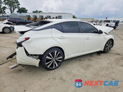 Trzecie zdjęcie samochodu z tyłu: 2020 NISSAN ALTIMA 2.5 SR VIN:1N4BL4CV3LC286269 - miniatura