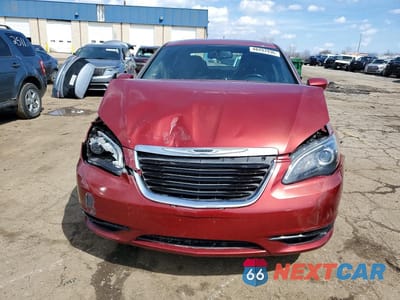 Piąte zdjęcie samochodu w środku: 2014 CHRYSLER 200 TOURING VIN:1C3CCBBG4EN120151 - miniatura