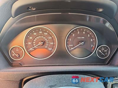 Zdjęcie 9 z 12 samochodu: 2017 BMW 330 I VIN:WBA8B9G55HNU50175 - miniatura