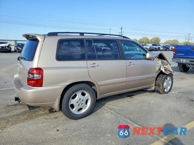 Trzecie zdjęcie samochodu z tyłu: 2005 TOYOTA HIGHLANDER LIMITED VIN:JTEEP21A050120176 - miniatura