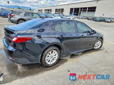 Trzecie zdjęcie samochodu z tyłu: 2025 TOYOTA CAMRY LE VIN:4T1DAACK1SU646009 - miniatura