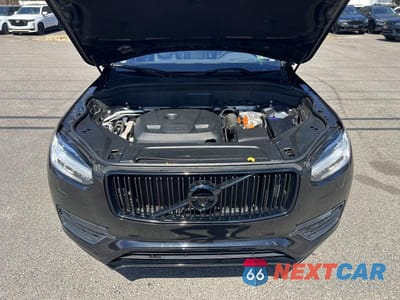 Zdjęcie 8 z 10 samochodu: 2016 VOLVO XC90 T8 VIN:YV4BC0PK1G1087979 - miniatura
