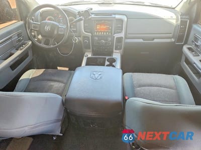 Zdjęcie 8 z 12 samochodu: 2014 RAM 2500 SLT VIN:3C6UR5MJ9EG183030 - miniatura