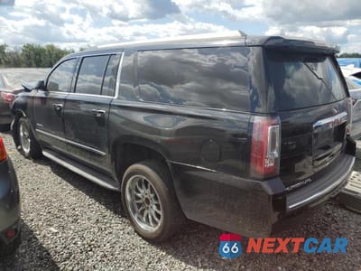 Drugie zdjęcie samochodu z przodu: 2017 GMC YUKON XL DENALI VIN:1GKS2HKJ9HR125131 - miniatura