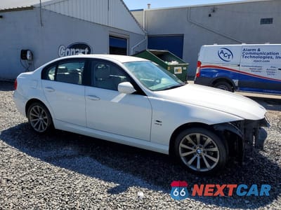 Czwarte zdjęcie samochodu z boku: 2011 BMW 328 XI VIN:WBAPK7C56BA973466 - miniatura