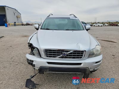 Piąte zdjęcie samochodu w środku: 2010 VOLVO XC90 3.2 VIN:YV4982CY8A1537348 - miniatura