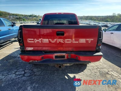 Zdjęcie 6 z 12 samochodu: 2005 CHEVROLET SILVERADO K1500 VIN:2GCEK19B151322880 - miniatura