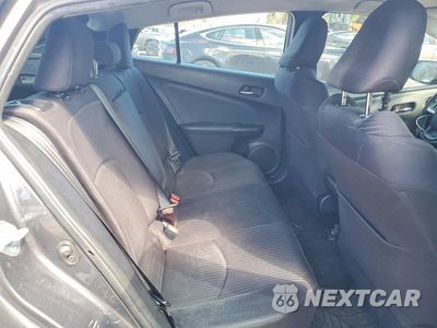 Zdjęcie 10 z 12 samochodu: 2016 TOYOTA PRIUS TWO VIN:JTDKBRFU3G3002948 - miniatura