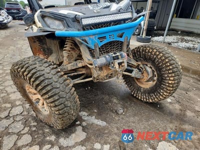 Zdjęcie 9 z 10 samochodu: 2019 CAN-AM MAVERICK SPORT UTILITY VEHICLE VIN:3JB1TAP46KK000688 - miniatura