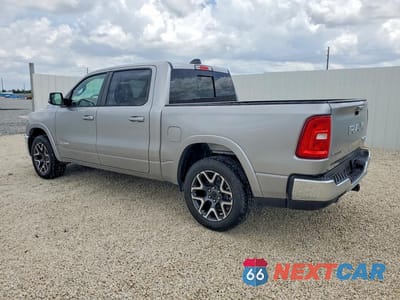 Drugie zdjęcie samochodu z przodu: 2026 RAM 1500 LARAMIE VIN:1C6SRFJPXTN255511 - miniatura