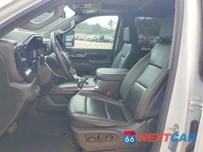 Zdjęcie 7 z 13 samochodu: 2024 CHEVROLET SILVERADO K3500 LTZ VIN:1GC4YUEY5RF338553 - miniatura