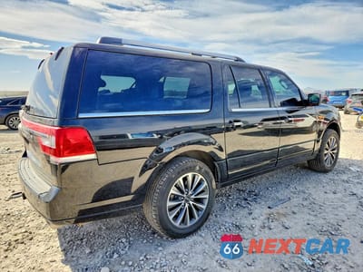 Trzecie zdjęcie samochodu z tyłu: 2017 LINCOLN NAVIGATOR L SELECT VIN:5LMJJ3JT4HEL05939 - miniatura