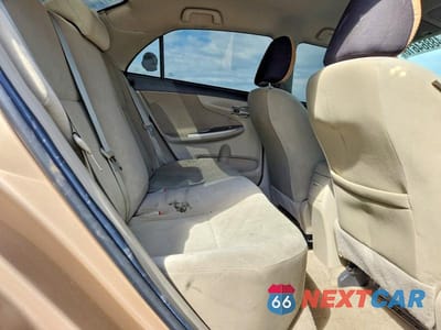 Zdjęcie 10 z 12 samochodu: 2012 TOYOTA COROLLA LE VIN:2T1BU4EE1CC771795 - miniatura