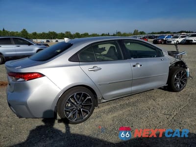 Trzecie zdjęcie samochodu z tyłu: 2022 TOYOTA COROLLA SE VIN:JTDS4MCE2N3513817 - miniatura