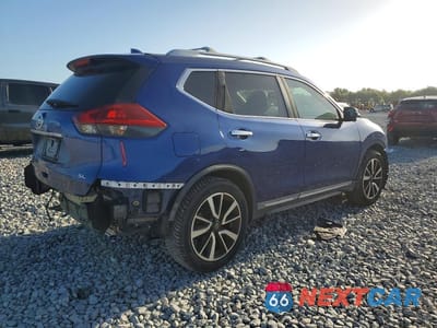 Trzecie zdjęcie samochodu z tyłu: 2019 NISSAN ROGUE SL VIN:5N1AT2MT9KC834745 - miniatura