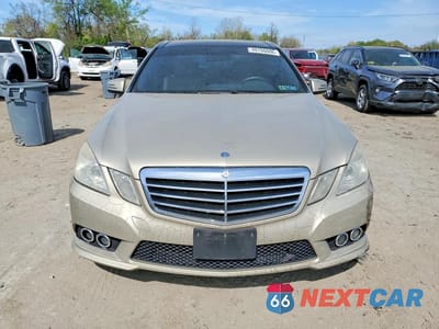 Piąte zdjęcie samochodu w środku: 2010 MERCEDES-BENZ E 350 4MATIC VIN:WDDHF8HB3AA150949 - miniatura