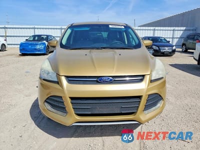 Piąte zdjęcie samochodu w środku: 2015 FORD ESCAPE SE VIN:1FMCU9GX5FUA18855 - miniatura