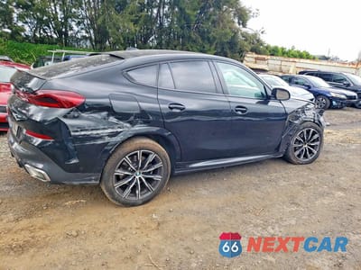 Trzecie zdjęcie samochodu z tyłu: 2025 BMW X6 XDRIVE40I VIN:5UX33EX02S9X29007 - miniatura