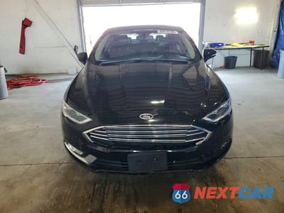 Piąte zdjęcie samochodu w środku: 2018 FORD FUSION TITANIUM VIN:3FA6P0D96JR219695 - miniatura