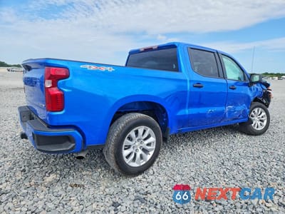 Trzecie zdjęcie samochodu z tyłu: 2026 CHEVROLET SILVERADO K1500 CUSTOM VIN:1GCPKBEK8TZ113287 - miniatura