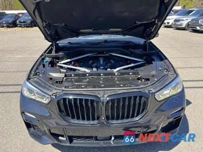 Zdjęcie 8 z 10 samochodu: 2019 BMW X5 XDRIVE50I VIN:5UXJU2C55KLB15420 - miniatura
