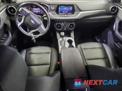 Zdjęcie 8 z 14 samochodu: 2022 CHEVROLET BLAZER 3LT VIN:3GNKBDRS5NS134508 - miniatura