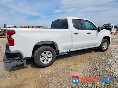 Trzecie zdjęcie samochodu z tyłu: 2022 CHEVROLET SILVERADO LTD K1500 VIN:1GCRYAEK3NZ216427 - miniatura