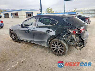 Drugie zdjęcie samochodu z przodu: 2018 MAZDA 3 TOURING VIN:3MZBN1L39JM266778 - miniatura