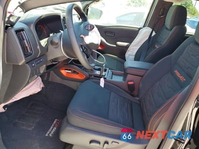 Zdjęcie 7 z 12 samochodu: 2026 NISSAN FRONTIER PRO-4X VIN:1N6ED1EK7TN633366 - miniatura