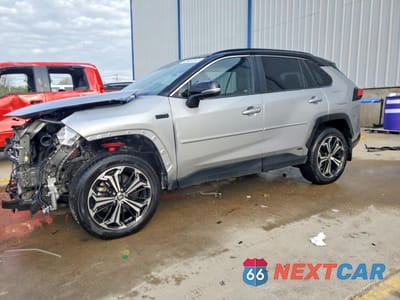 2024 TOYOTA RAV4 PRIME XSE JTMFB3FV8RD219674 - główne zdjęcie licytacji z USA - miniatura